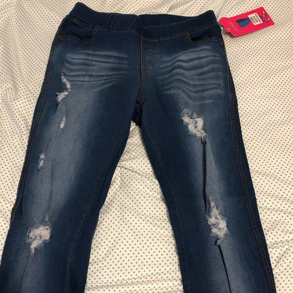 Jeans - Picture 2 of 3